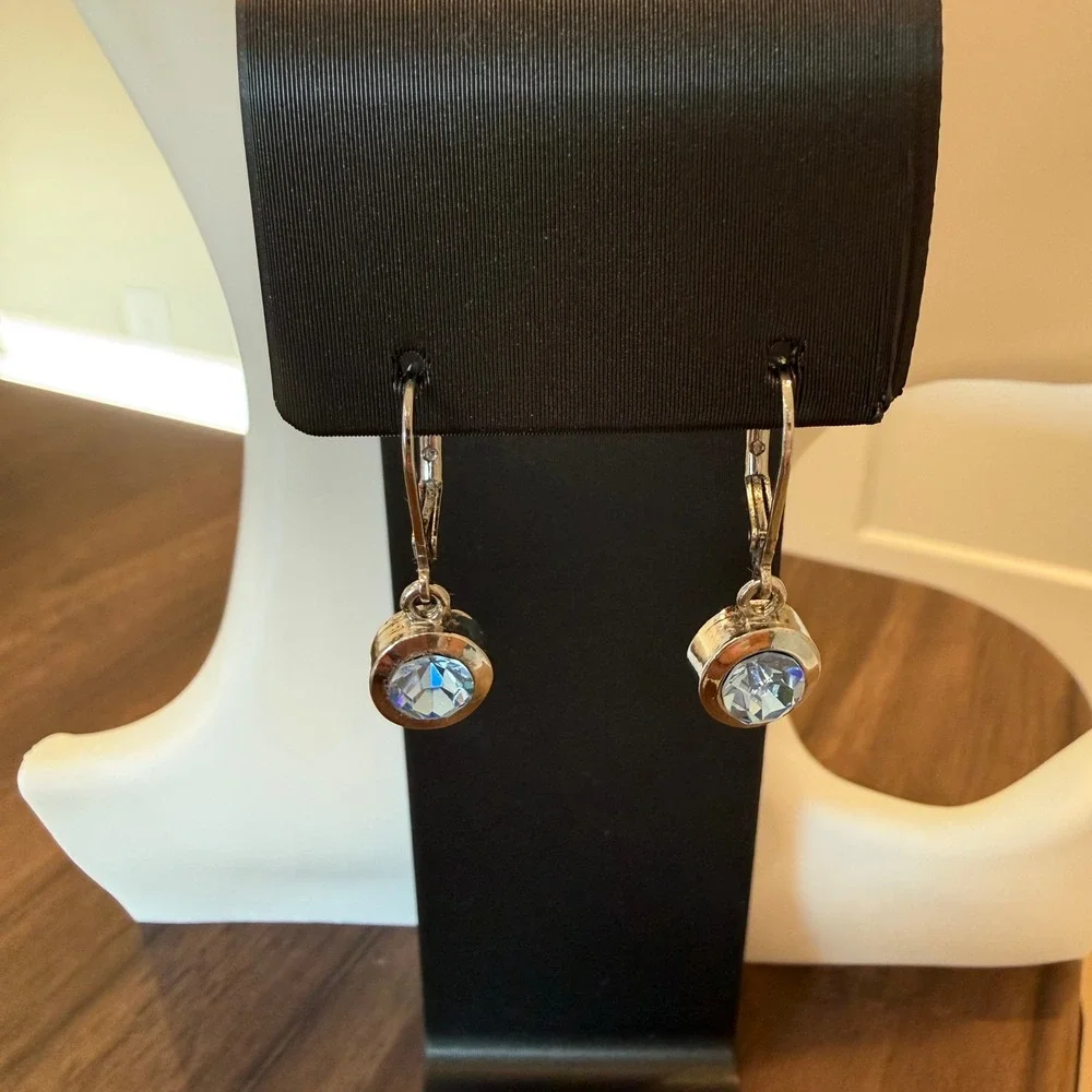 Minimalist Dainty Crystal Drop Earrings Silver Tone Leverback Rhinestone